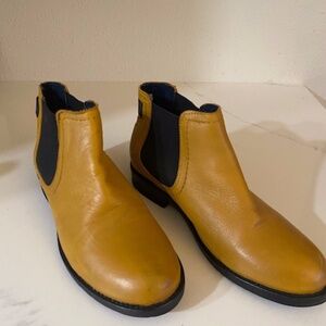 SEASIDE MUSTARD YELLOW CHELSEA BOOT